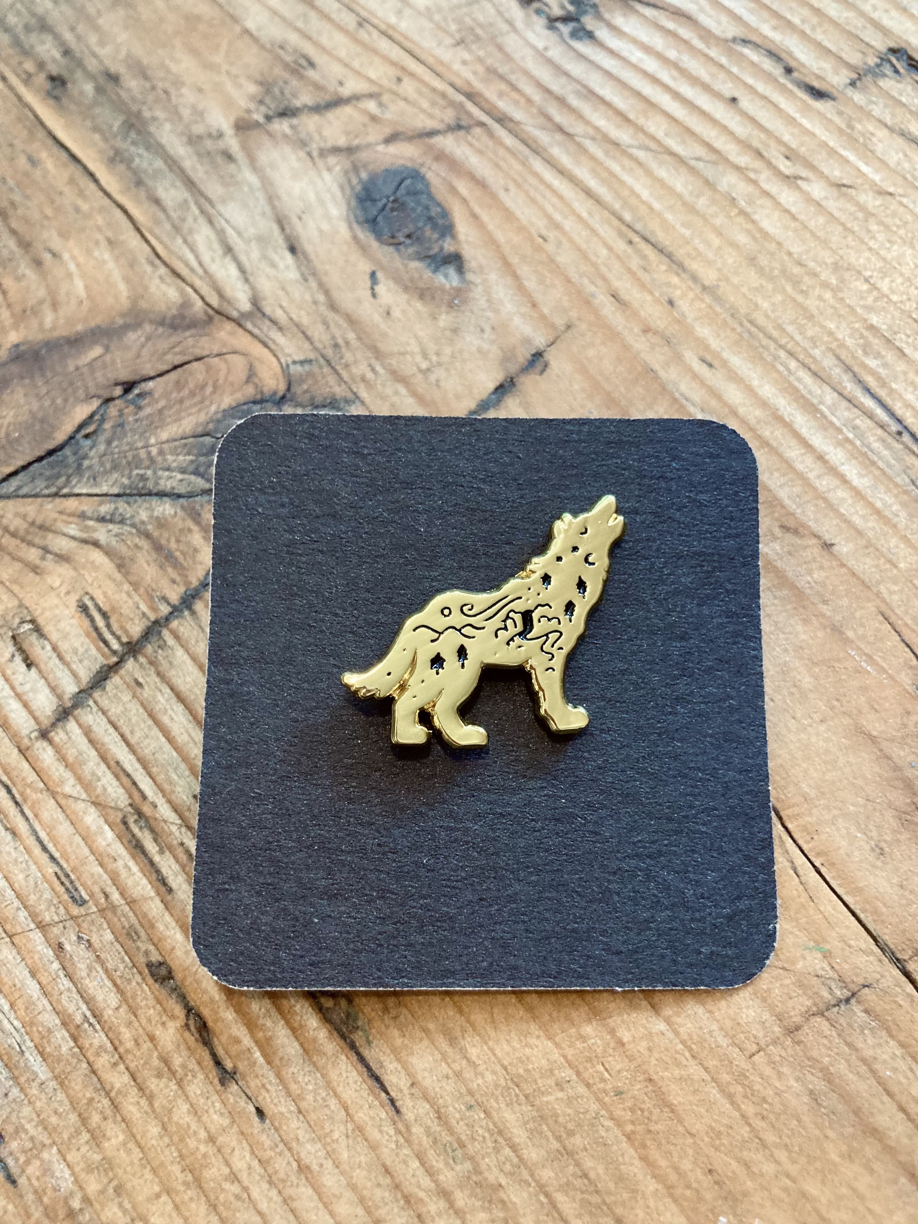 Przypinka Złoty Wilk – Galeria Kotlina